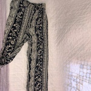 Printed flare parachute pants